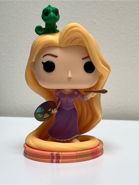 Funko Pop! Rapunzel with her paints and Pascal